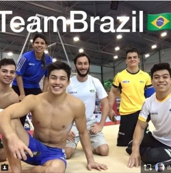 pejal18:  bi-next-door:  fuckyoustevepena:  He’s NAKED! Arthur Nory Oyakawa Mariano is a 22-year-old Brazilian gymnast from São Paulo competing in the 2016 Rio Olympics.  😍😍😍😍😍👅👅👅👅💦💦💦  Q