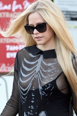 Avril Lavigne - Halloween Sheer Nipple Tease. ♥