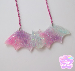 shop-cute:  Candy Glitter Bat Necklace ฟ.75 