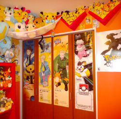 sunyshore:  Finally got some new shots of my Pokemon room, AKA “The Orange Room”, also the main guest room in my house! 