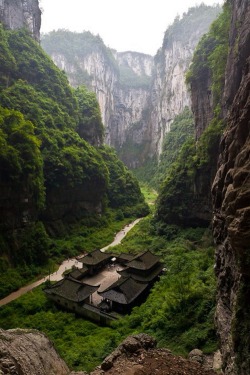 sublim-ature:  Tianfu Inn, Sichuan, ChinaAimin