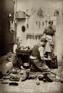 The shoemaker (late 19th century)