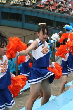 :  Japanese cheerleader
