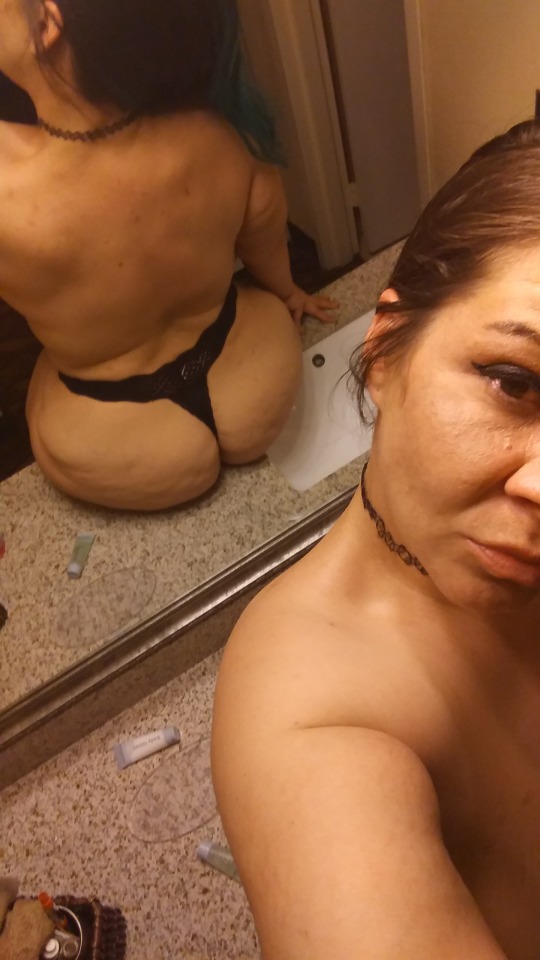 missarianna:***THICC CAKE***Anyone want a slice&hellip;? WARNING: CAUTION! NOT EVERYONE CAN HANDLE THIS!! DROP BOX SALE OVER HALF OFF! OVER 1000  ITEMS OF CONTENT INSIDE! 🤯😏😈😈😈Dm for content info