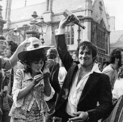 historylover1230:Students at Oxford University celebrating the end of their examinations (1976).