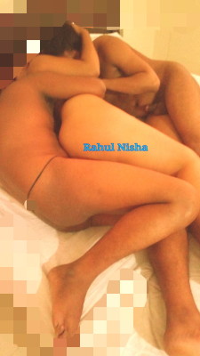 nisha4all:Sandwiched between two lusty sex maniac boys who are starving to satisfy their lust on her sexy smooth flesh. Yes she loves such sex maniacs who are hungry for sex