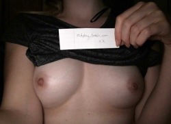mdptny:  Topless Thursday everybody! Here’s a submission from Effie. 