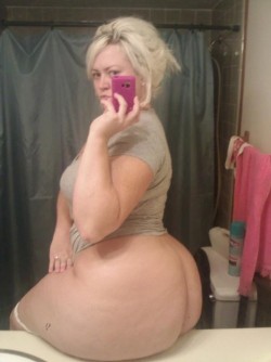 conan77fa:  pablo454:  big-tits-round-ass:  Free BBW Webcams          FREE Adult Dating         Increase your penis size by 4 Inches+  Damn! She is beautiful with an amazing bumping ass that screams to me, squeeze me, quick slap this