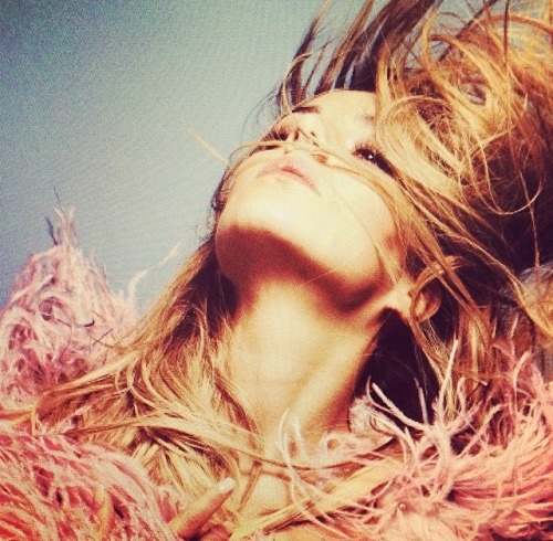 Cheryl Cole  > perfume "StormFlower" Tumblr_n57ge8PDyW1rrzpaeo1_500