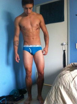 nakedguyselfiesau:  hot-aussie-boys-qld:  nevothirty:  nude dude - Jethro Wallace  HIS WANKING VIDEO WAS LEAKED TO ALL AUSTRALIA BOYS! YOU CAN SEE IT HERE LINK  BUT YOU NEED A SUBSCRIPTION!   Jethro is so hot I could die!! He is my complete weakness!…And