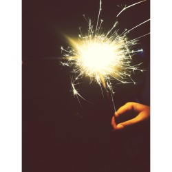 cl0ven:  Sparklers are my favorite 