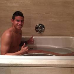 fit-males:  James Rodriguez #Naked In Bath  - www.fitmales.co.uk 