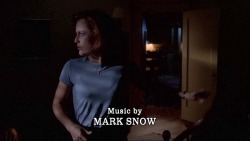 sportslesbian:  this light blue t-shirt made me a lesbian. I remember watching this for the first time and saying “wow scully in a light blue t-shirt just made me a lesbian” 