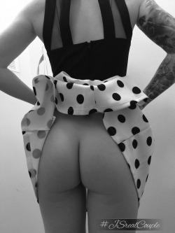 jsrealcouple:  allthingssexyforu:  Shopping for a new dress and thought of you! @JSrealCouple I do love polkadots and also taking dressing room selfies. Thank you for the submission ❤️ @ottydots  Thanks for posting me, well, my ass! -S