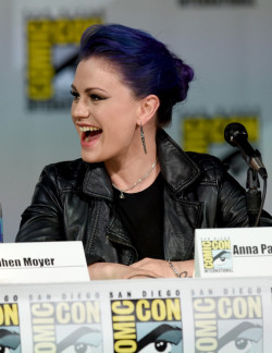 dailyactress:  HBO’s “True Blood” panel during Comic-Con International 2014 at San Diego Convention Center on July 26, 2014 in San Diego, California.  Anna paquin