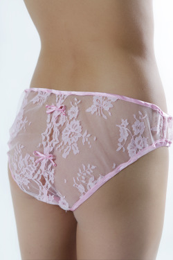 sonatalingerie:   The beautiful Mirage Pink Diamond Knicker from Sonata #Lingerie This gorgeous knicker is handmade from exquisite floral lace and matching silk satin trim. Price: £70.00 Colour: Pale Pink 