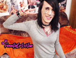  www.chaturbate.com/femmiecristine/    Even more silly smiling kitty online in few min =^_^=  