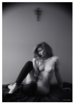 clarckmonro: #french model #Leya #photographers on tumblr #alternative #nude  #art #sexy #clarck monro #retro #Black &amp; white #girl #boudoir  #photography #nudeart #nudemodel #nude models #girls #naked #babes #sexymodel          