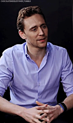  Is it "Loki, your Tom is showing…" or "Tom, your Loki is showing.." 