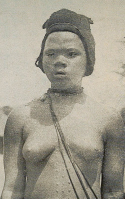 ukpuru:  Young Igbo girl from the early 20th century. Photo by G. T. Basden. 