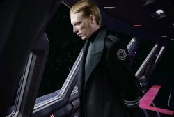 poealsobucky: wronglena:   Domhnall Gleeson as General Hux in Star Wars: The Last Jedi     @kyber-hearts-and-stardust-souls  