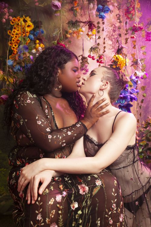 hee-blee:  obsessed with this photo series about trans love by photographer landyn pan (source)