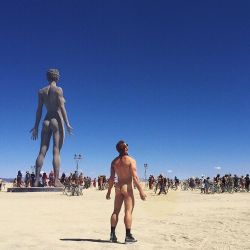 markmackillop:  Waking up in Lake Tahoe and reflecting on my amazing time @burningman  Here’s one of my favorite pics of the week  #markmackillop #me #men #mood #model #malemodel #body #fit #aesthetics #booty #muscle #musclebooty #dancer #legs #calves