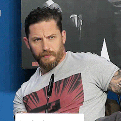 tomhardyvariations:  rideitslut:  Tom Hardy’s reaction as a journalist asks him to talk about his sexuality during the Legend press conference at TIFF 2015  Isn’t it about fking time no one gave a fk who other people fked?    He looks so damn good