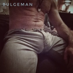 bulgeman: 300cc juiced jeans  Silicone from lebulge 
