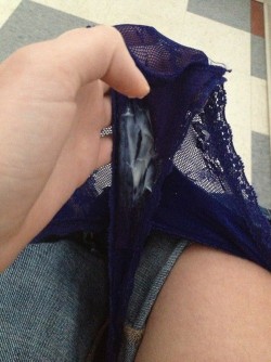 xxxhaleybabyxxx:  Crazy wet today. My panties are so creamy! 