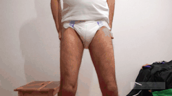 femboydl:  wetting messy diaper boy- more awesome pictures-&gt;http://femboydl.tumblr.com/archive