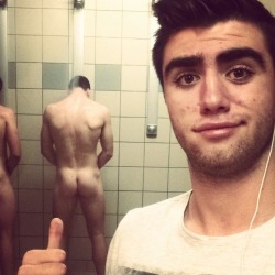naked-straight-men:  Horny Straight Guys Naked at http://ift.tt/1mpB5S8 