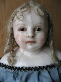 hazedolly: Tauchwachs-Puppe um 1850 /1860 by Montanari-7 on Flickr. Tauchwachs-Puppe um 1850 /1860 wax doll, papermache and wax-over - 60cm - Krakelee - original dress - rare black eyes 