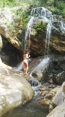 mynudistblog:  Relaxing under the waterfall :) 