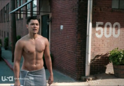 flawedlovabletaylor:  If you ask me, Blair Redford is beyond hot, and I love him on Satisfaction. :) 