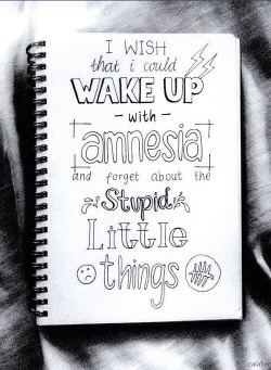 little-white-lies-one-d:  5 Seconds Of Summer-Amnesia♥ 