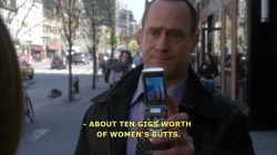 ars-subtilior:  ten gigs on that shit? on a flip phone? 10,000 asses on a flip phone? svu operates in a different universe. 