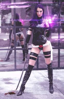 cosplay-booties:  Psylocke by Jenifer Ann