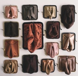 hahamagartconnect:  THINGS WE LOVE: the Suzanna Scott (@suzanna_scott) ‘Coin Cunt’ project - old kisslock coin purses, turned inside out, folded and stitched to resemble a vulva.