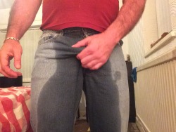 tattsandkink1:Last pic I will post for quite sometime I pissed in my new Levi’s jeans