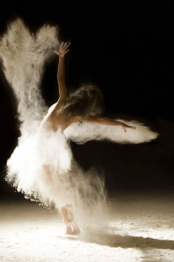 Nude dancing: Stardust.  naughtyirishgirl:  ladylanabanana:  Ludovic Florent&rsquo;s series â€œPoussiÃ¨res dâ€™Ã©toilesâ€ (Stardust).Â   These are probably the most beautiful images Iâ€™ve ever posted. 
