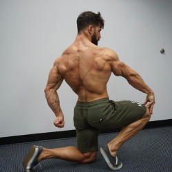 body-launch:  SMITH’S EPIC BACK DAY The Quad Guy, Julian Michael Smith’s Heroic back workout. Find Full Workout with demo videos &gt;&gt;HERE