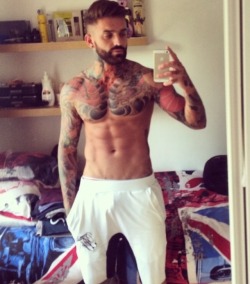 hotladsbusted:  Geordie Shore’s - Aaron Chalmers