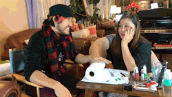 notsosepticeye:  Story time with momiplier while she’s doing markiplier’s nails and man oh man is this adorable. 