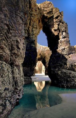 sixpenceee:  As Catedrais beach translates to Beach of the Cathedrals. Its name is derived from the formations of its cliffs. It’s located in Spain. The place’s more characteristic features are its natural arches and caves, which can be seen only