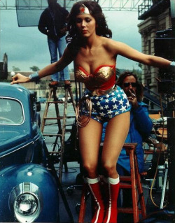  Lynda Carter on the set of Wonder Woman, 1970s 