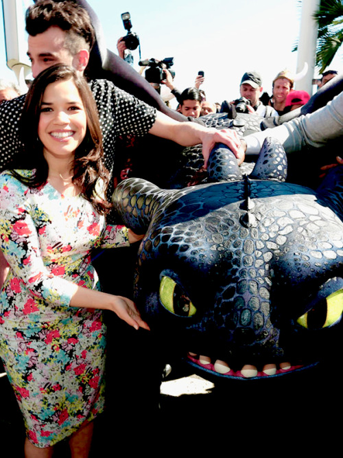 Dragons 2 au festival de Cannes 2014 Tumblr_n5migyMWCj1rx45deo1_500