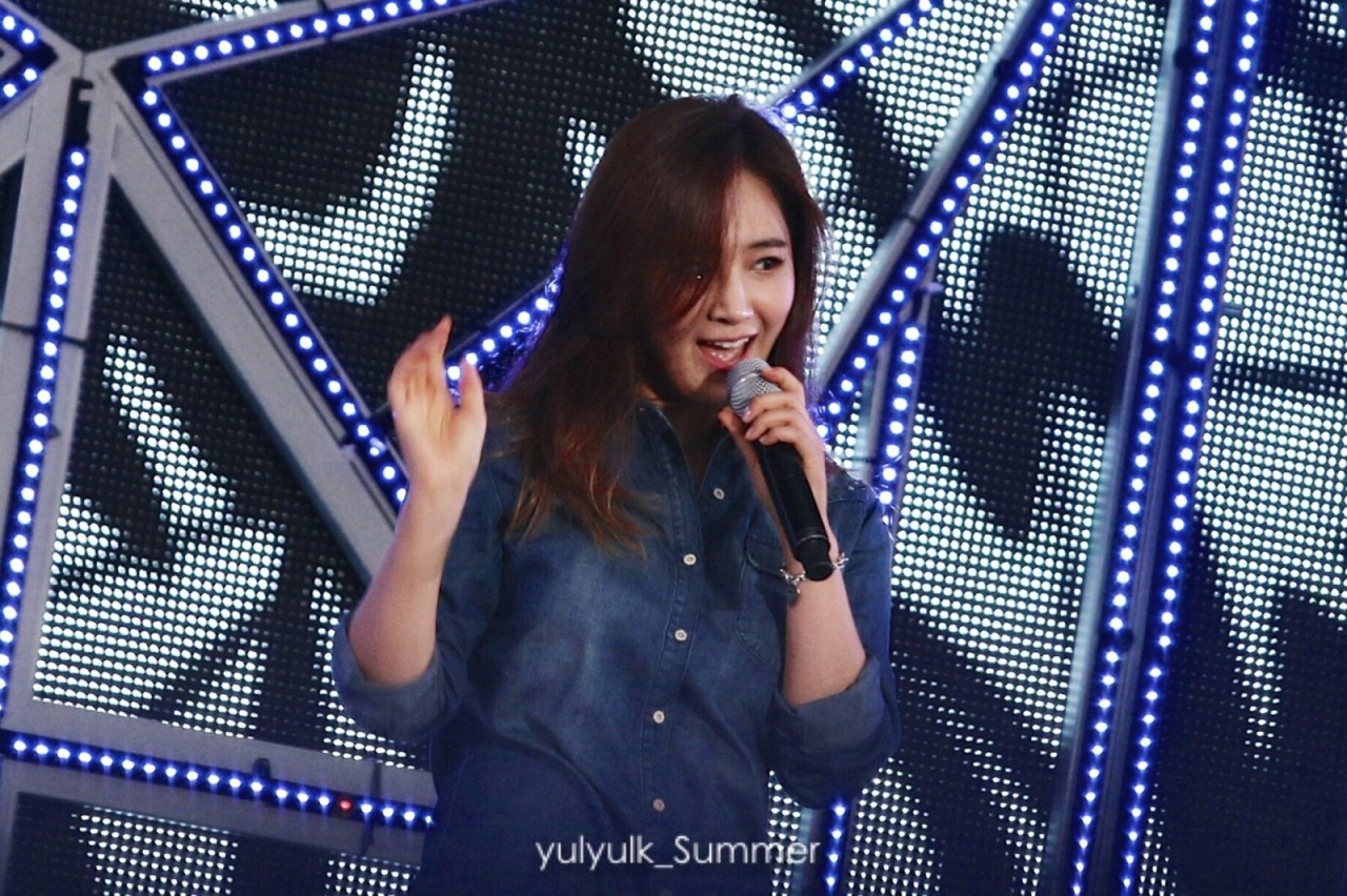 [PIC][15-08-2014]SNSD tham dự "SMTOWN LIVE WORLD TOUR IV in SEOUL" vào chiều nay - Page 4 Tumblr_nae3qhYjbH1sewbc1o2_1280
