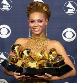 theemancipationofaho:  Pop stars with their grammys 