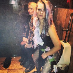 urinalchicks:  punk ladies taking a ‘strull’ @ the boys urinal